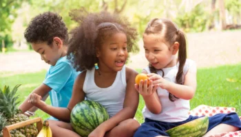 Importancia de una Alimentación Saludable para los Pequeños y 6 ejemplos